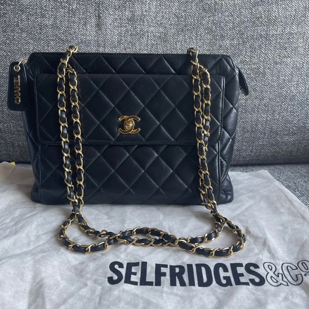 Chanel Black Vintage Large Tote Bag- Rare & Limited Edition- 100% Authentic - Picture 2 of 10